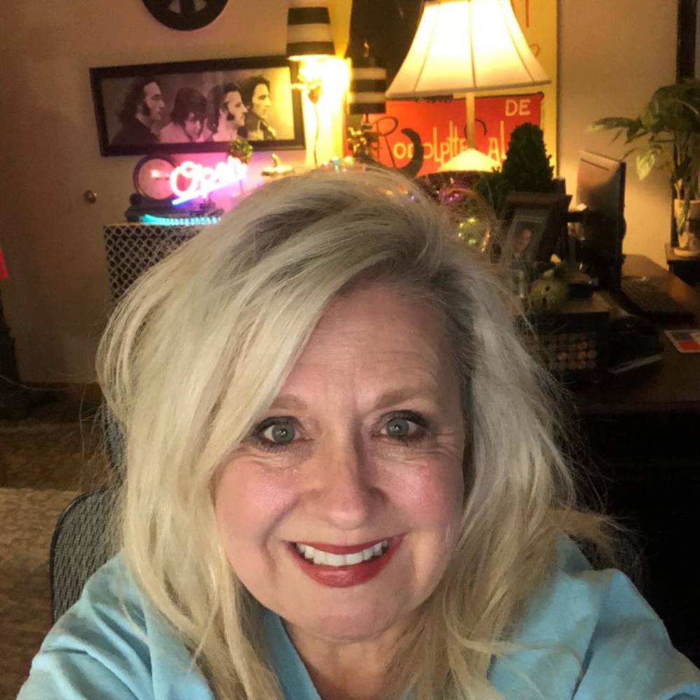 Meet your Posher, Carol cloud